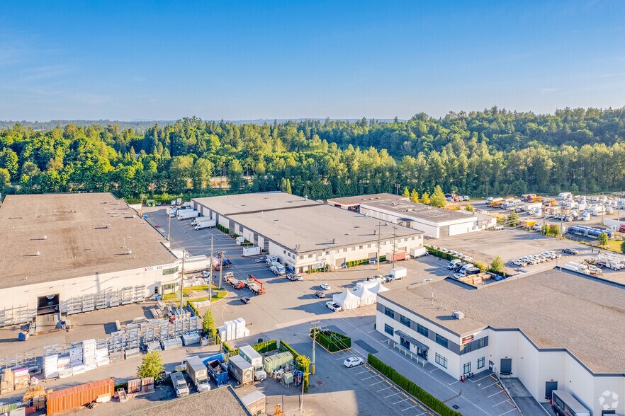 18788 96th Ave, Surrey, BC à louer - Aérien – Image 2 sur 8