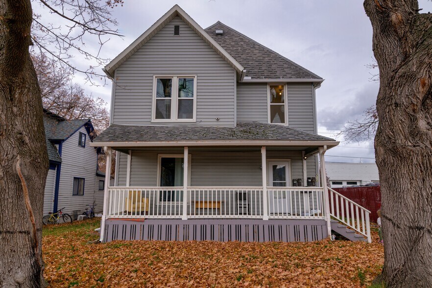 512 S 2nd St W, Missoula, MT à vendre - Photo principale – Image 1 sur 35