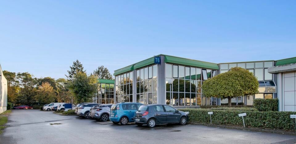 1 Rue Paul Henri Spaak, Saint-Thibault-des-Vignes à louer - Photo de l’immeuble – Image 1 sur 8