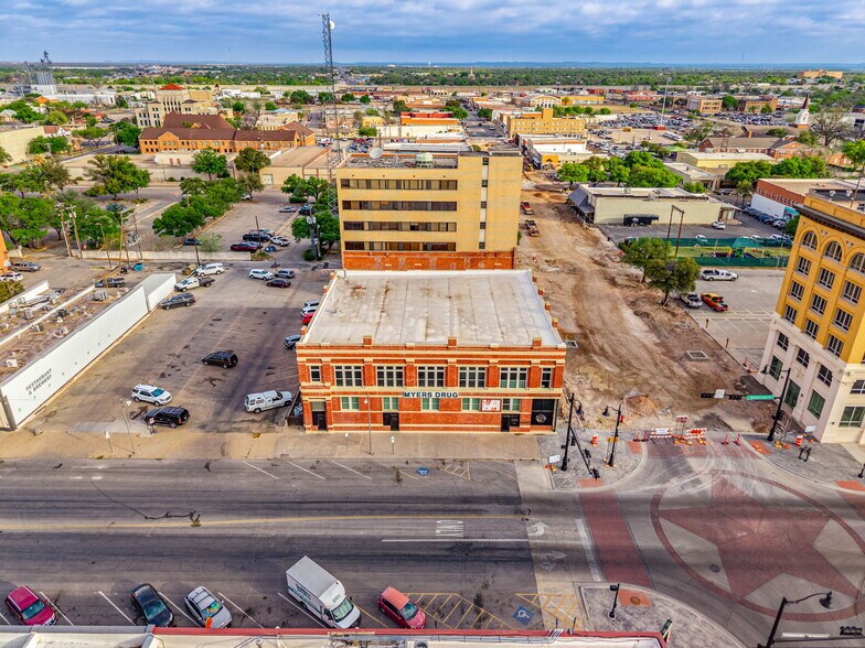 29 S Chadbourne St, San Angelo, TX à vendre - Photo de l’immeuble – Image 3 sur 58