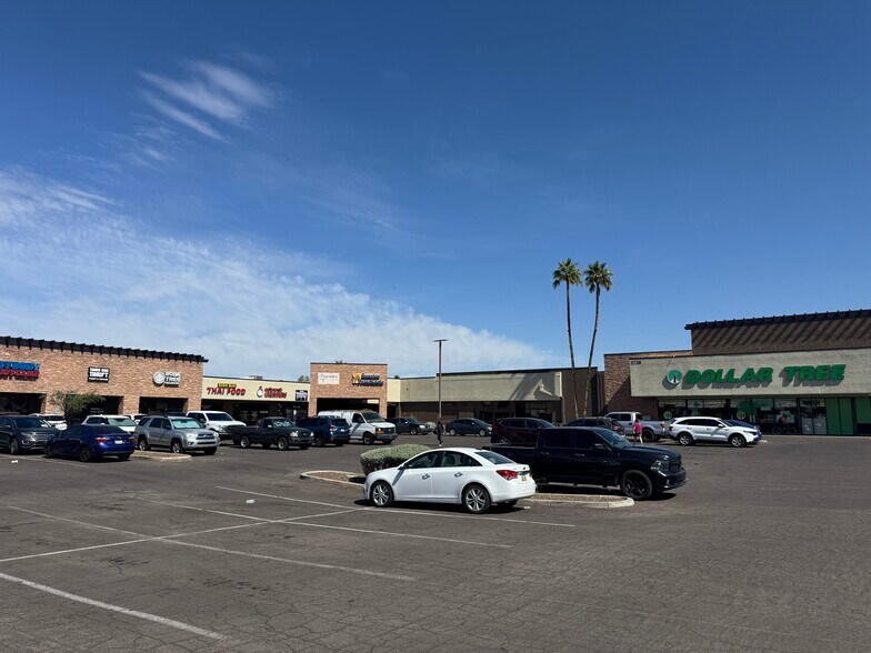 2722-2760 Alma School Rd, Mesa, AZ à louer - Photo de l’immeuble – Image 1 sur 16