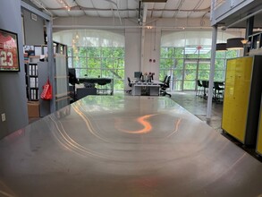 1123 Zonolite Rd NE, Atlanta, GA à louer Photo intérieure– Image 2 sur 11