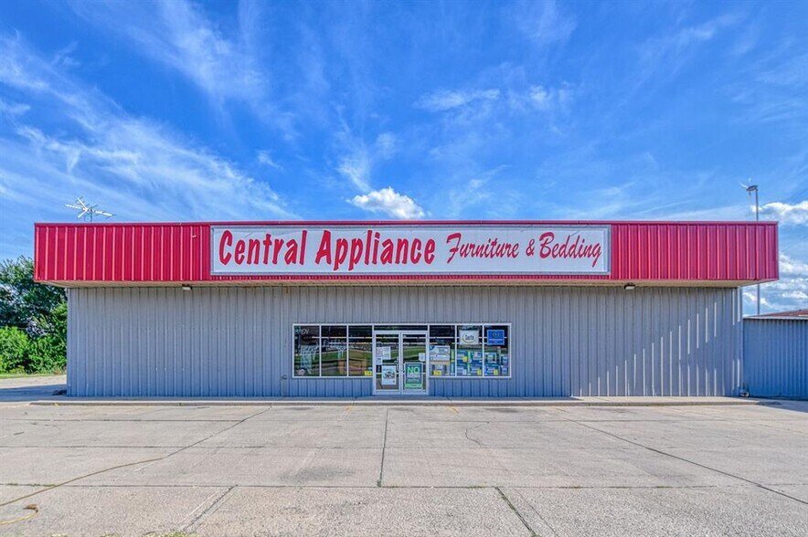 102 E Central Blvd, Anadarko, OK à vendre - Photo de l’immeuble – Image 2 sur 19