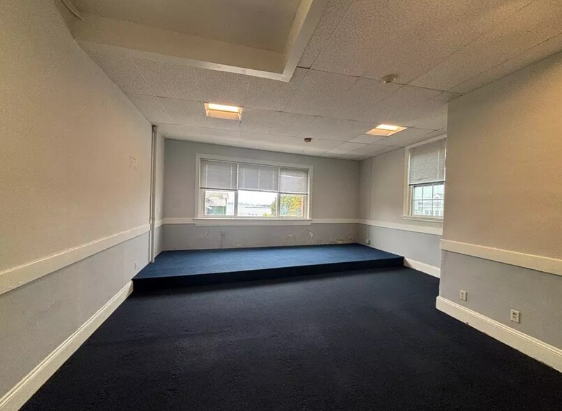 154-162 Humphrey St, Swampscott, MA à louer - Photo intérieure – Image 2 sur 6