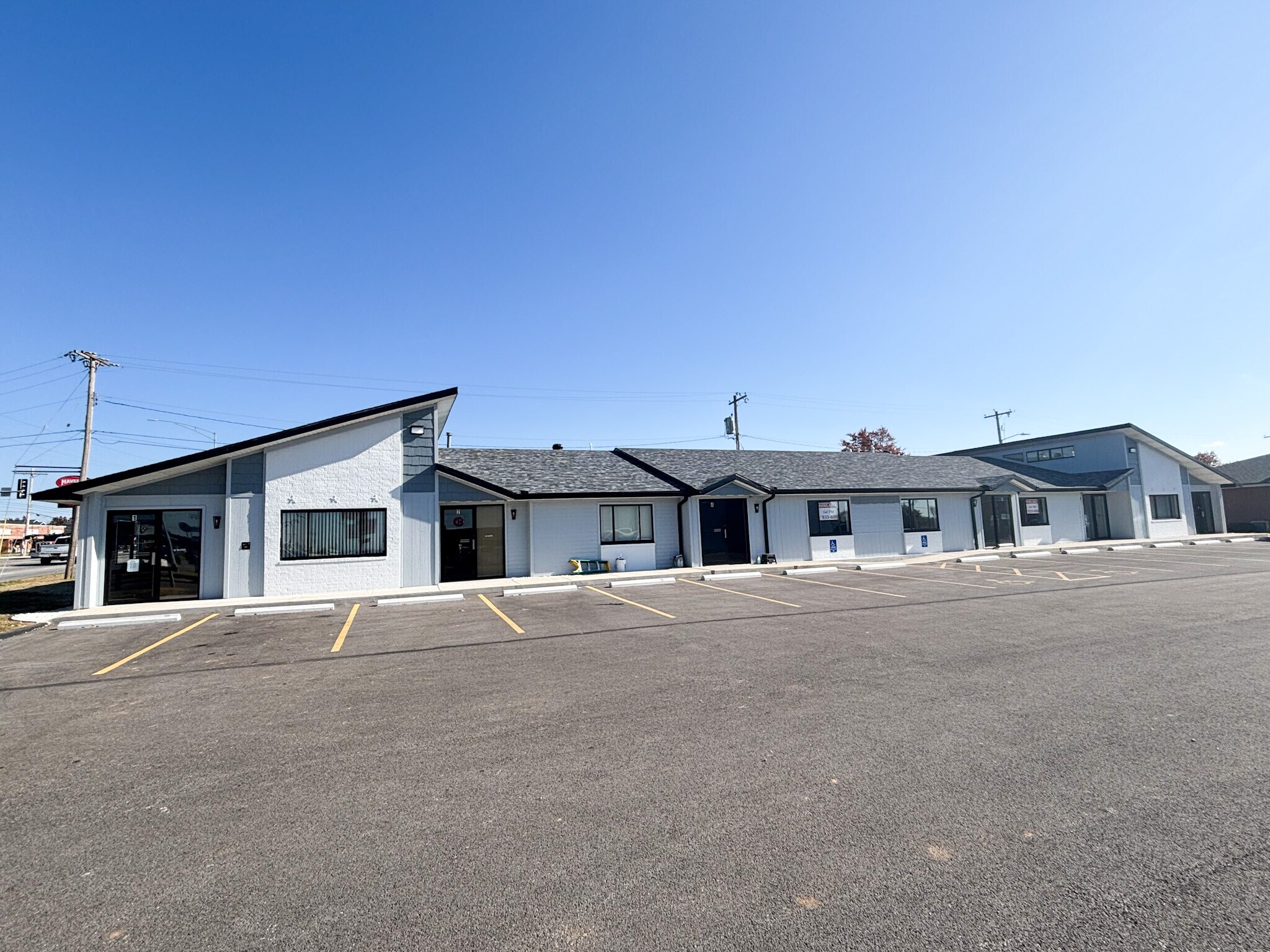 1340 W Battlefield St, Springfield, MO à louer Photo principale– Image 1 sur 19