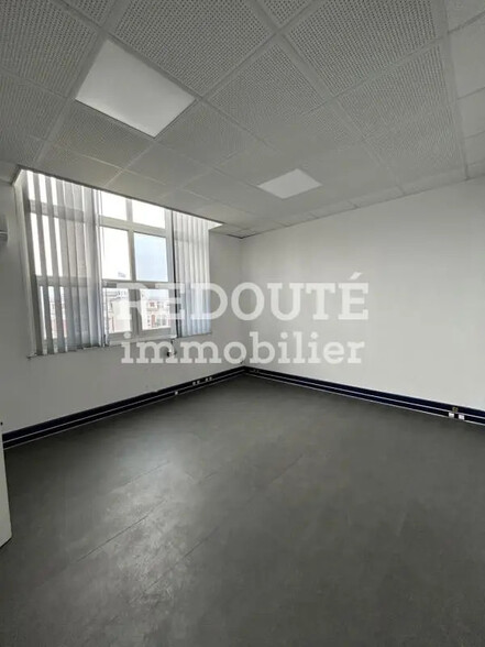 Bureau dans Bétheny à vendre - Photo intérieure – Image 3 sur 10