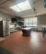 774 Broadway, Brooklyn, NY à louer Photo intérieure– Image 2 sur 4