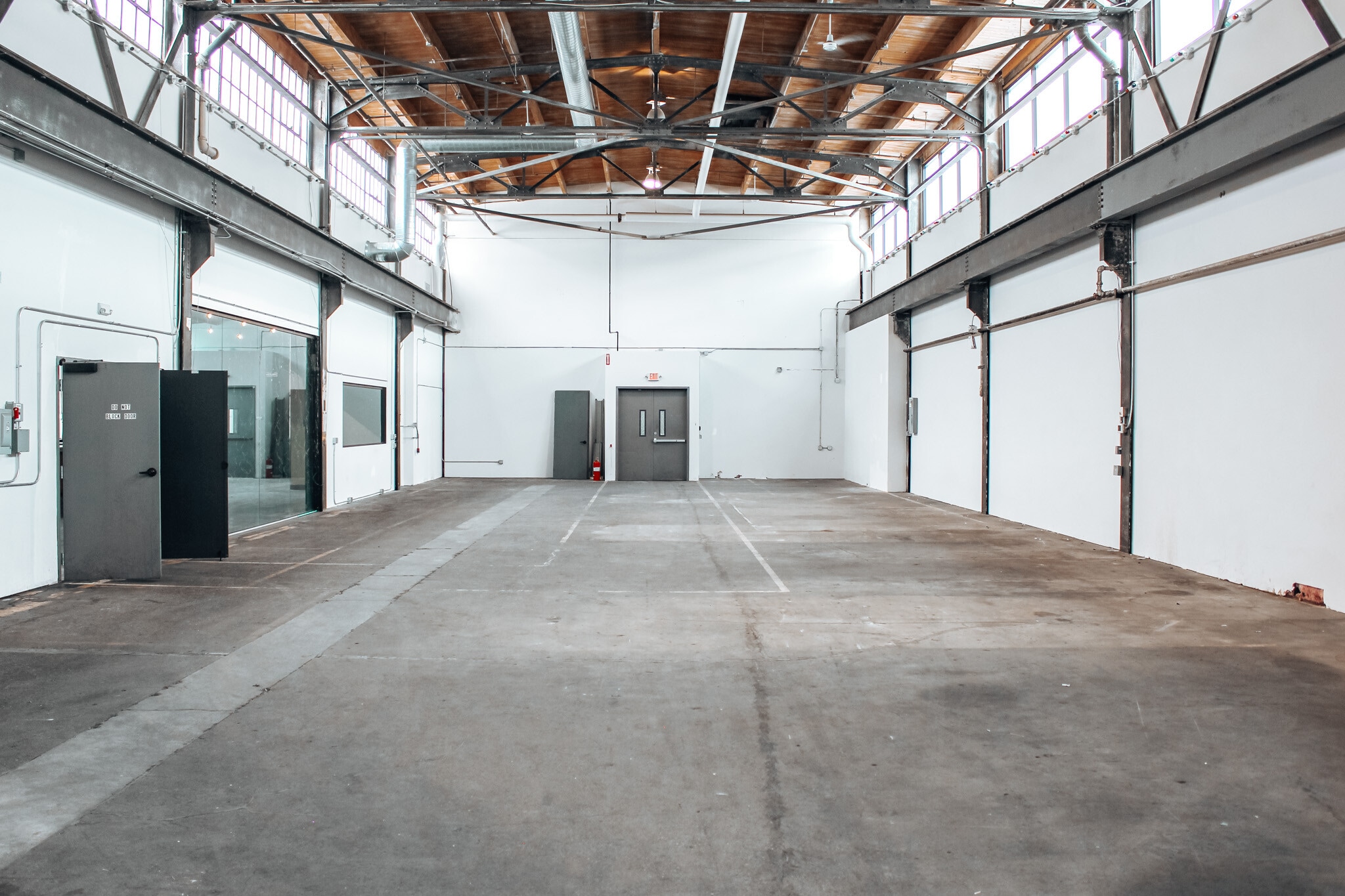 1618-1620 Central Ave NE, Minneapolis, MN à louer Photo intérieure– Image 1 sur 9