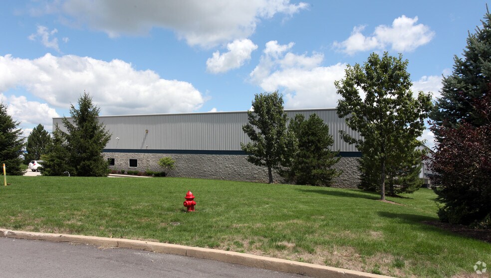 17435 Tiller Ct, Westfield, IN à louer - Photo de l’immeuble – Image 2 sur 9