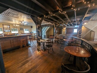 Plus de détails pour 17 Main St, Ballston Lake, NY - Local commercial à louer