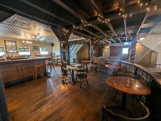 Plus de détails pour 17 Main St, Ballston Lake, NY - Local commercial à louer