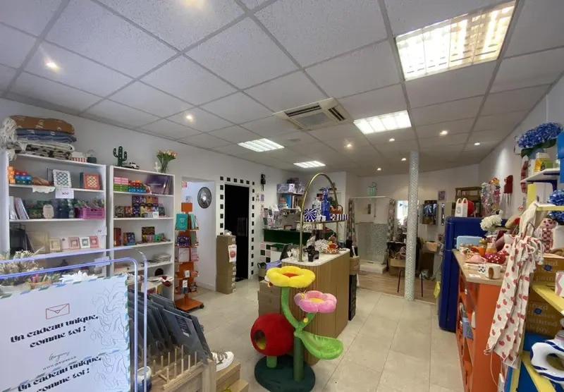 Local commercial dans Paris à louer - Photo intérieure – Image 3 sur 6