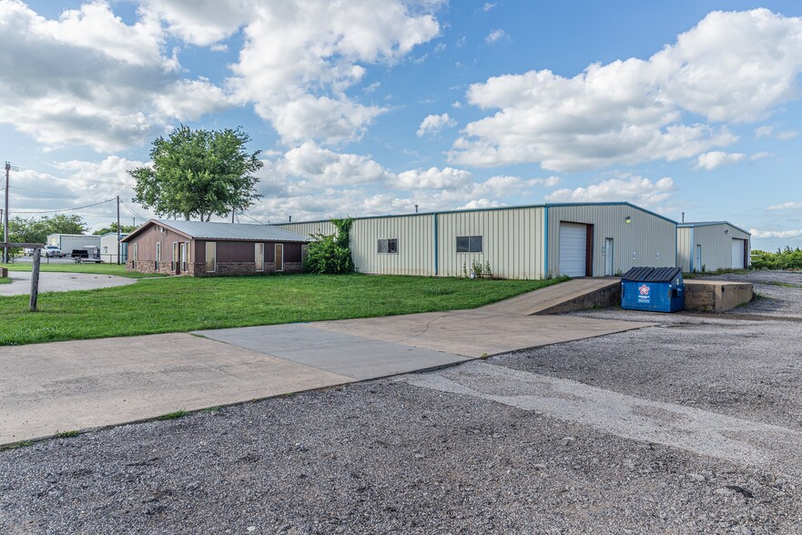 311 S US Highway 69, Trenton, TX à vendre - Photo de l’immeuble – Image 2 sur 9