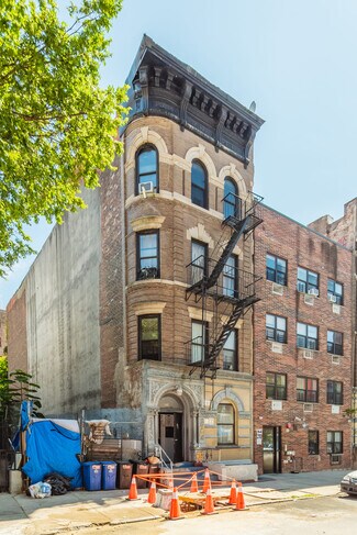 Plus de détails pour 1234 Fulton Ave, Bronx, NY - Logement à vendre