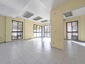 Bureau dans Majadahonda, Madrid à louer Photo intérieure– Image 2 sur 9