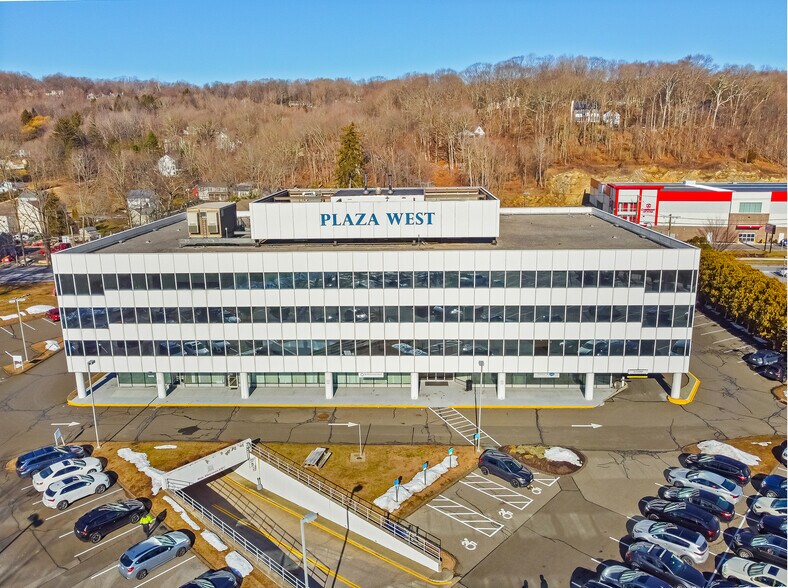 100 Mill Plain Rd, Danbury, CT à vendre - Aérien – Image 2 sur 18