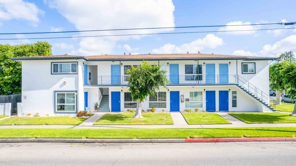 12221 Peacock Ct, Garden Grove, CA à vendre - Photo de l’immeuble – Image 2 sur 20