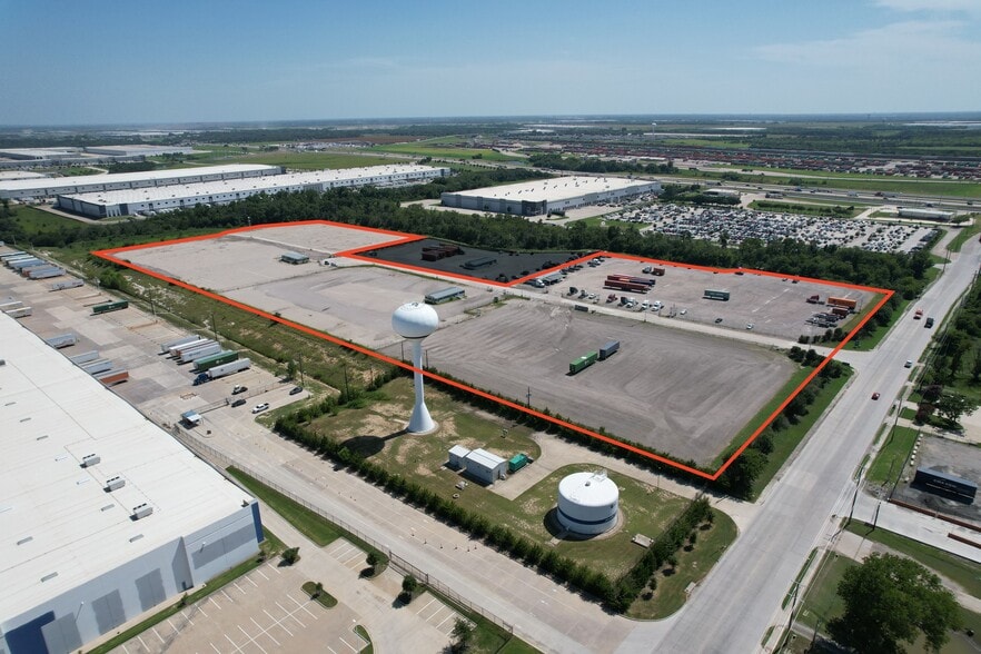 1000 Fulghum Rd, Wilmer, TX à louer - Aérien – Image 3 sur 6