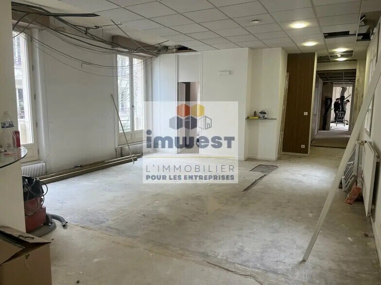 Bureau dans Rennes à louer - Photo de l’immeuble – Image 2 sur 2