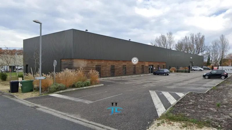 Local commercial dans Mérignac à louer Photo de l’immeuble– Image 1 sur 10