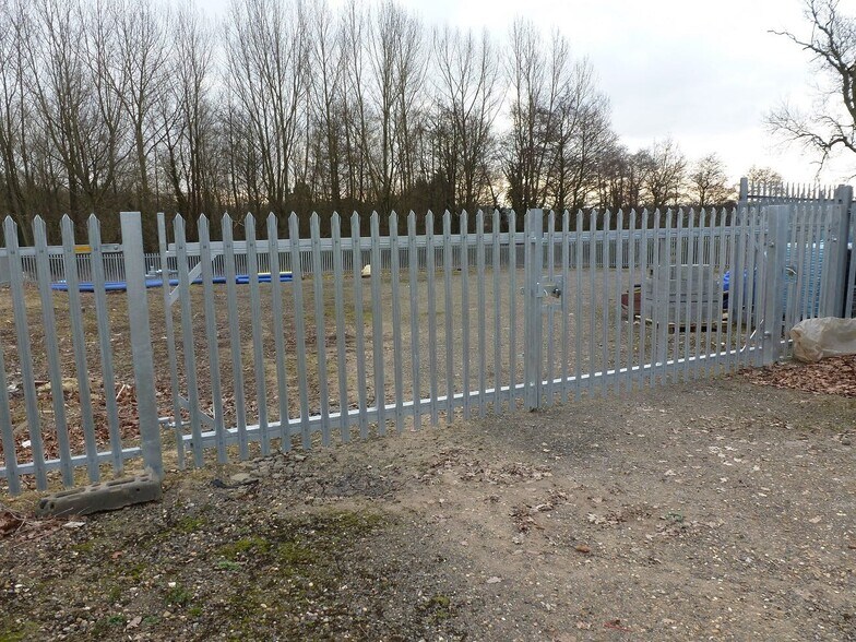 Storage Compound B, Forstal Farm, Goudhurst Rd, Tunbridge Wells à louer - Photo de l’immeuble – Image 1 sur 2
