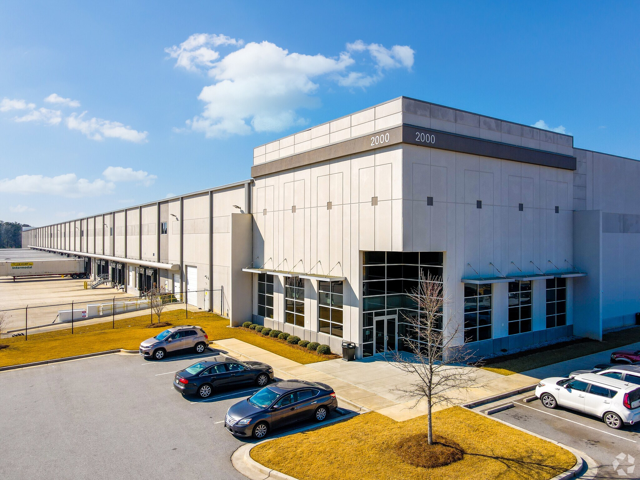 2000 Logistics Center Dr, Fairburn, GA à louer Photo de l’immeuble– Image 1 sur 19