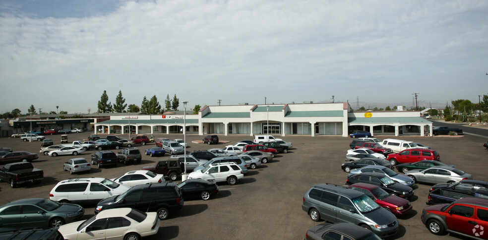 11125-11169 W Alabama Ave, Youngtown, AZ à louer - Photo de l’immeuble – Image 1 sur 4