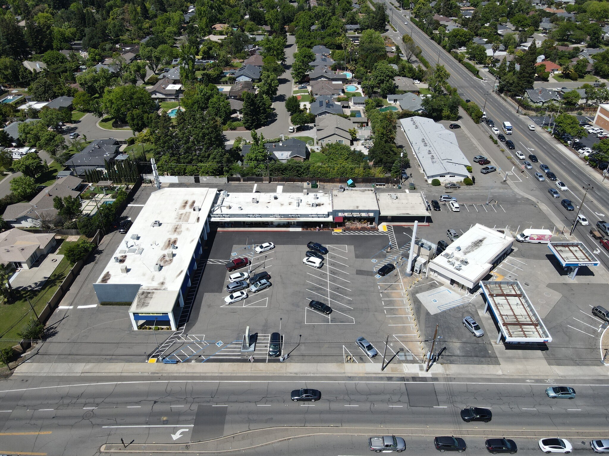 4211-4239 Arden Way, Sacramento, CA à louer Photo principale– Image 1 sur 12