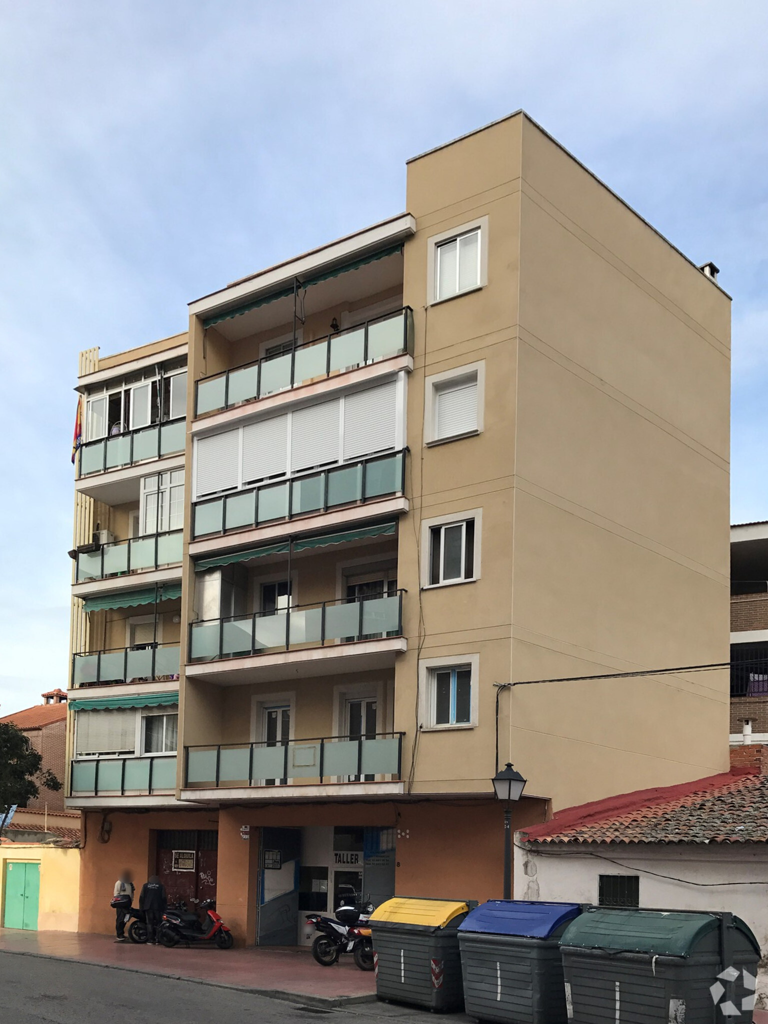 Ronda Pescadería, 8, Alcalá de Henares, Madrid à louer Photo de l’immeuble– Image 1 sur 3