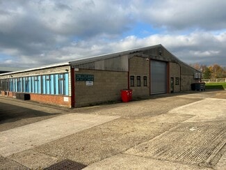 Plus de détails pour The Long Barn, Norton Farm, Selborne Rd, Alton - Industriel/Logistique à louer