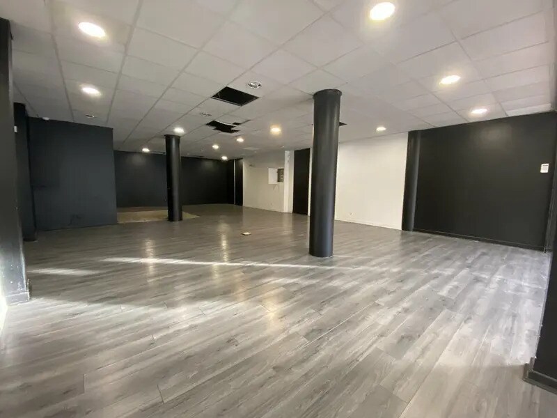 Local commercial dans Bordeaux à louer Photo intérieure– Image 1 sur 14