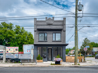 Plus de détails pour 3224 Danforth Ave, Toronto, ON - Local commercial à vendre