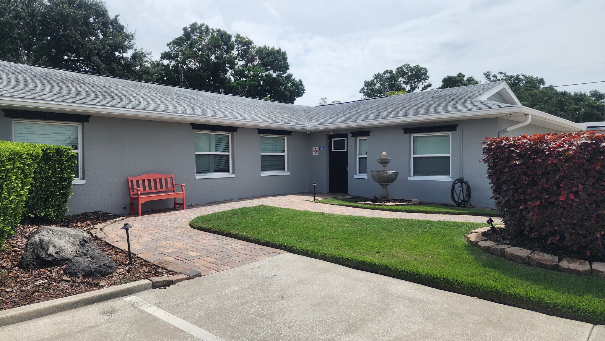 5111 Memorial Hwy, Tampa, FL à vendre Photo principale– Image 1 sur 18