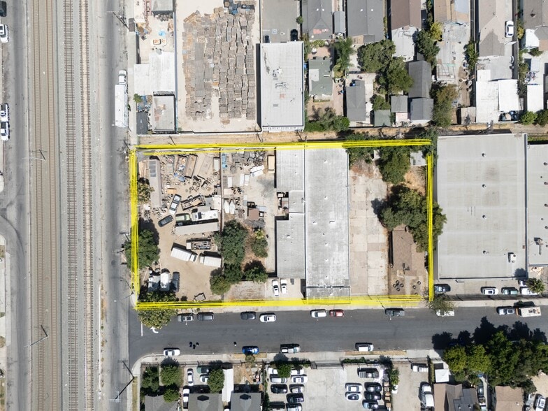 1727 E 42nd St. LA Industrial Portfolio portefeuille de 6 biens à vendre sur LoopNet.fr - Aérien – Image 3 sur 17