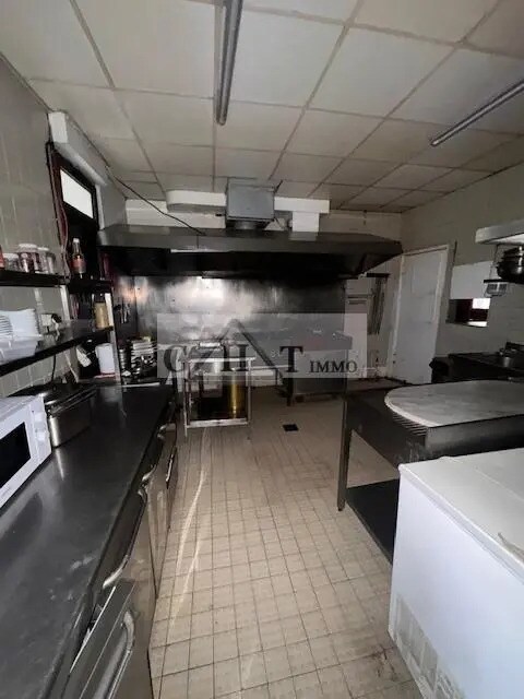 Plus de détails pour Local commercial à louer