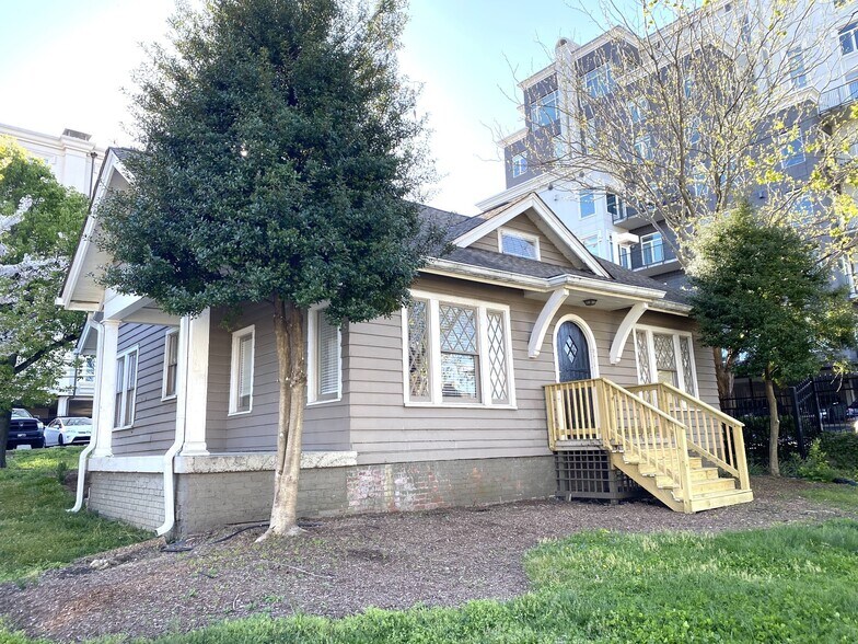 113 30th Ave N, Nashville, TN à vendre - Photo de l’immeuble – Image 1 sur 24