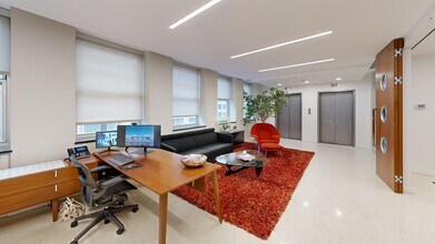 730 11th St NW, Washington, DC à louer Photo intérieure– Image 2 sur 5