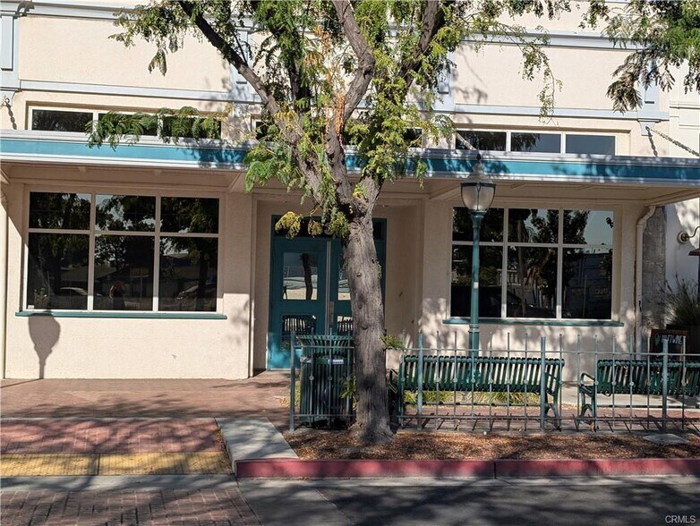 635 W Main St, Merced, CA à vendre - Photo de l’immeuble – Image 1 sur 13