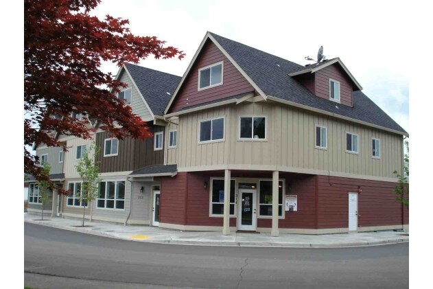 308-314 NE 1st Ave, Battle Ground, WA à louer - Photo de l’immeuble – Image 3 sur 19