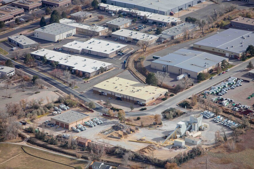 660 Compton St, Broomfield, CO à louer - Photo de l’immeuble – Image 2 sur 9