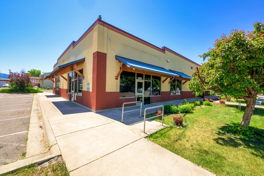 1925 Sherwood St, Missoula, MT à louer - Photo de l’immeuble – Image 3 sur 22