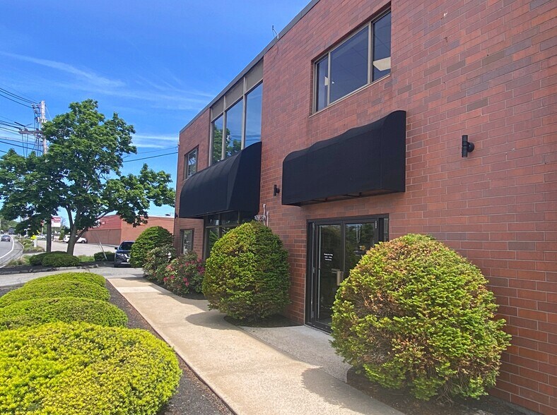 329-331 Washington St, Woburn, MA à louer - Photo de l’immeuble – Image 1 sur 6