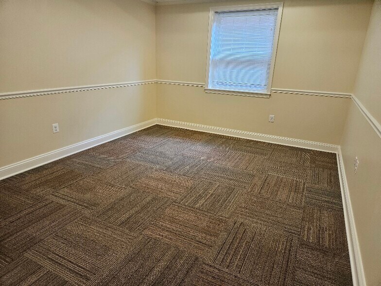 4101 Chain Bridge Rd, Fairfax, VA à louer - Photo de l’immeuble – Image 3 sur 8