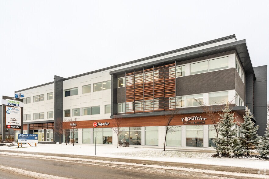 720 Rue D'everell, Québec, QC à louer - Photo de l’immeuble – Image 2 sur 3