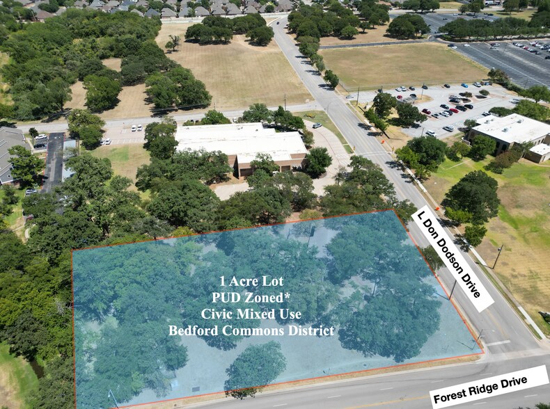 2009 Forest Ridge Dr, Bedford, TX à vendre - Photo de l’immeuble – Image 2 sur 4