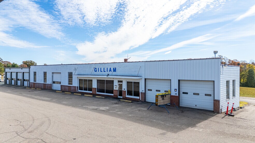 1336 Main St, Dillwyn, VA à vendre - Photo de l’immeuble – Image 2 sur 53