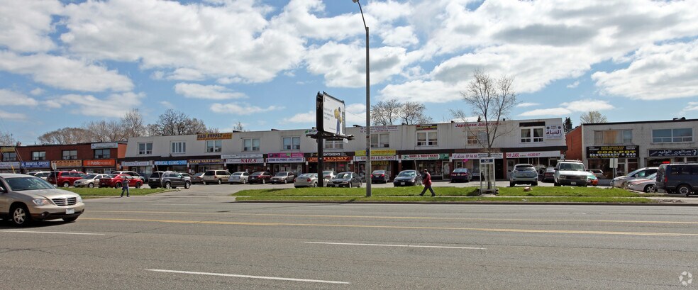 1841-1859 Lawrence Ave E, Toronto, ON à vendre - Photo de l’immeuble – Image 3 sur 6