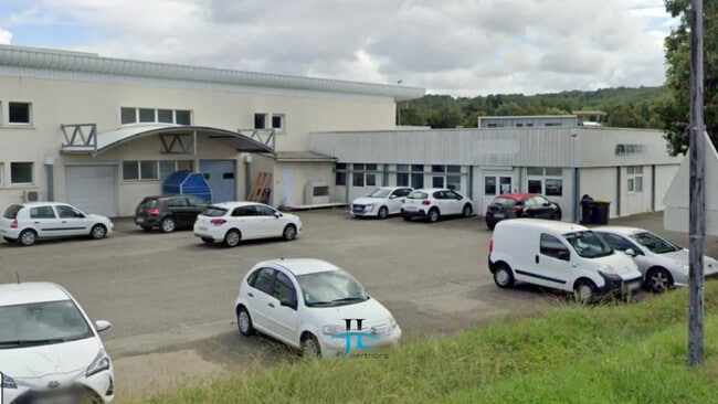 Plus de détails pour Bureau, Industriel/Logistique à louer