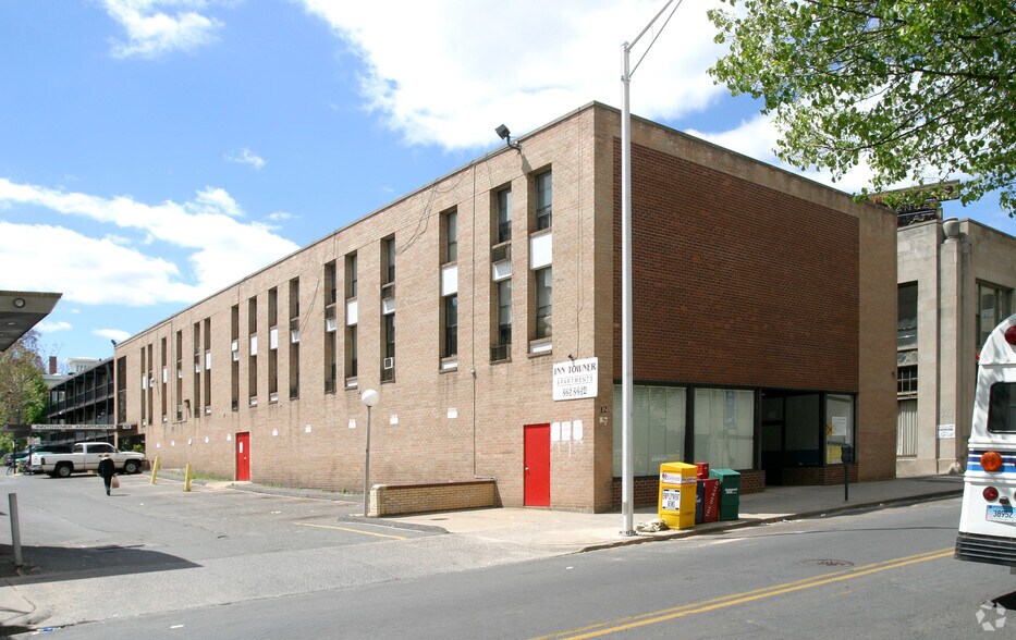 12-16 Washington St, New Britain, CT à louer - Photo de l’immeuble – Image 2 sur 4