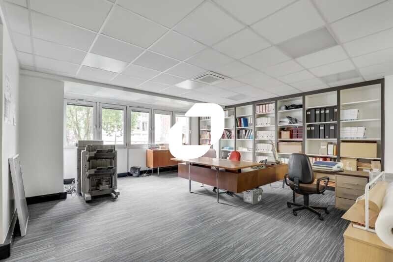 Bureau dans Courbevoie à vendre - Photo intérieure – Image 2 sur 12